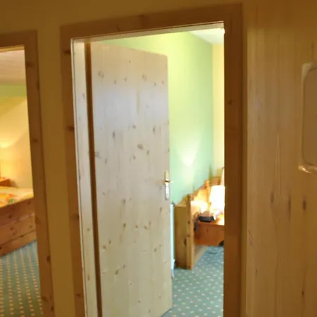 Gaeste- Und Seminarhaus Soelkstub'N Sankt Nikolai im Sölktal Buitenkant foto